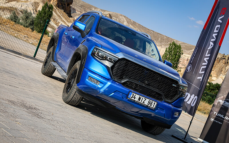 Tunland V9’da 4×4 Çekiş Gücüyle Zor Yolların Üstesinden Gelmek